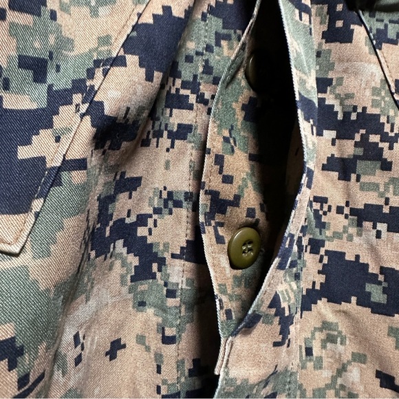 U.S. Marine Corps USMC MARPAT Digital Combat Jacket Woodland Size Medium Regular - Picture 13 of 16